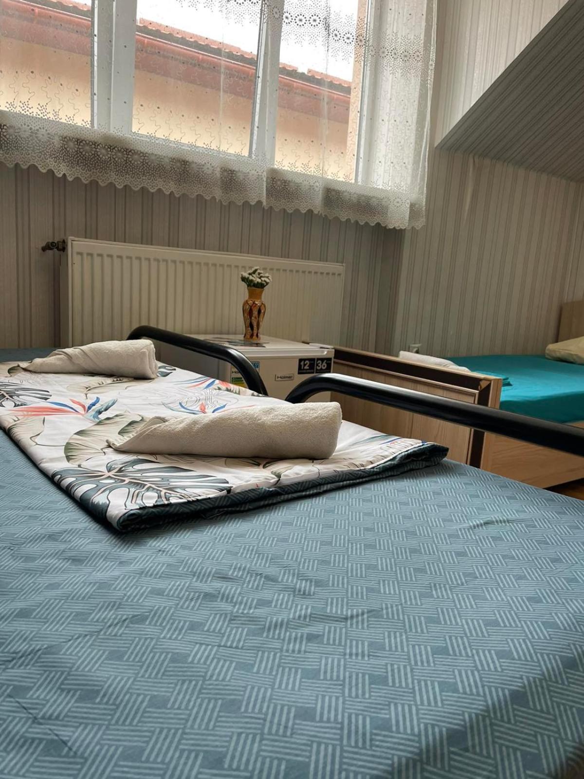 Vip Hostel Mukacheve Exterior photo