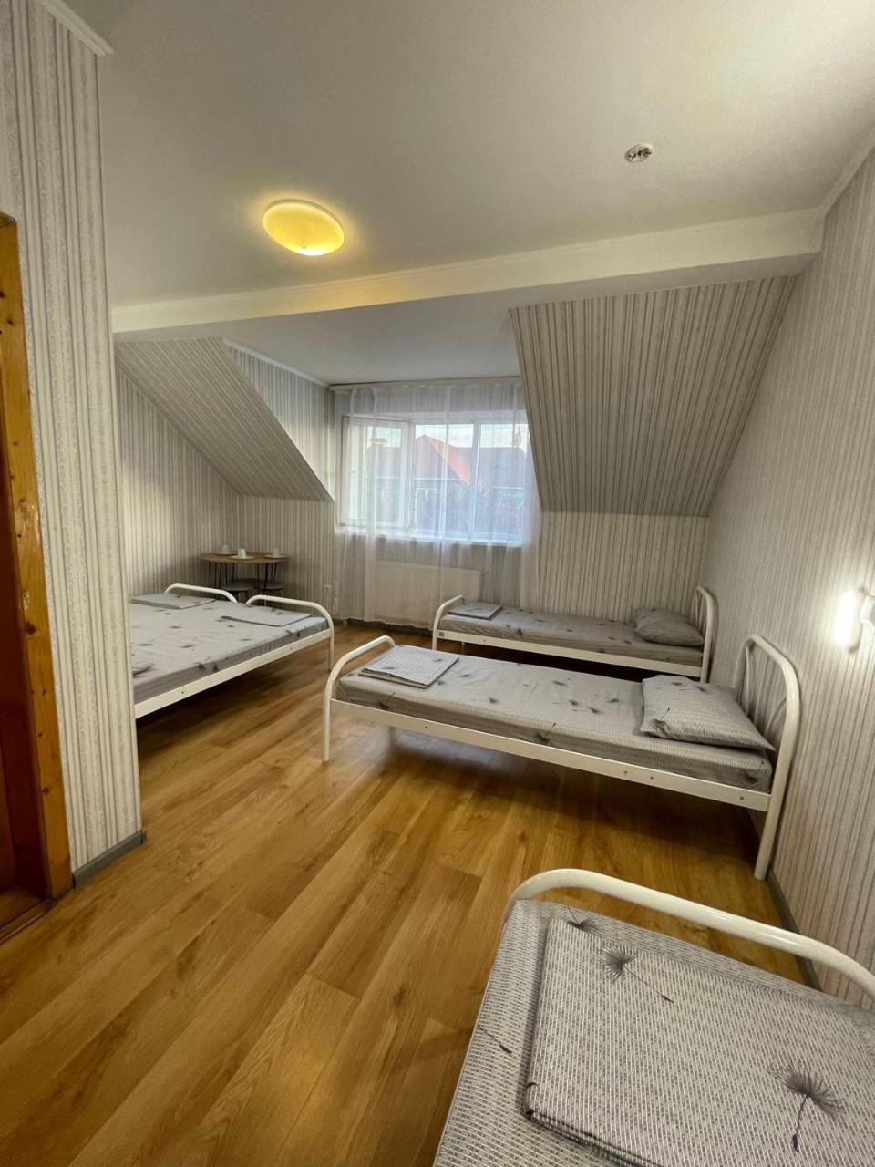 Vip Hostel Mukacheve Exterior photo